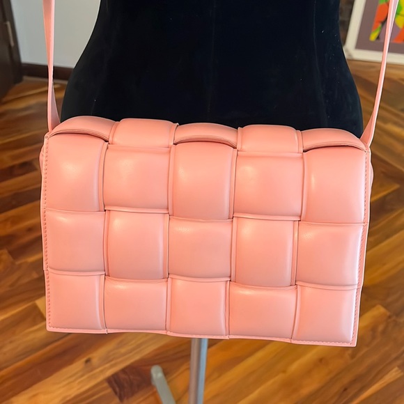 Bottega Veneta Padded Cassette, NEW - Picture 4 of 16